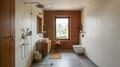 Toilet 4