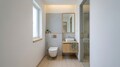 Toilet (bedroom-02)