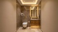 Toilet (staff)