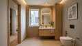 Toilet (bedroom 01)